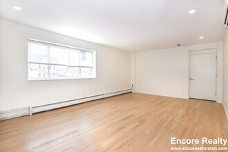 201 Hillside St in Boston, MA - Building Photo - Building Photo