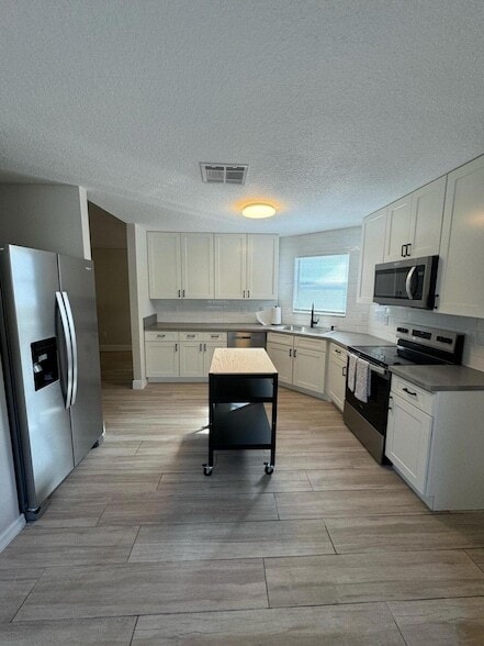 property at 4020 E Louisiana Ave
