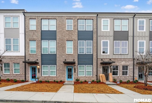 property at 1420 Creekside Cir NW