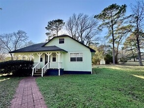 504 Timber Bay Dr in Trinity, TX - Building Photo - Building Photo