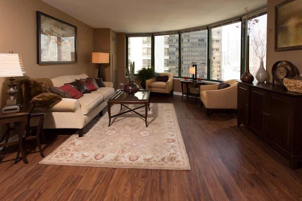 431 E Ohio St in Chicago, IL - Building Photo