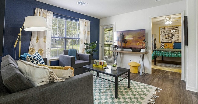 On20 Apartments in Gainesville, FL - Foto de edificio - Building Photo