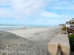 248 25th St in Del Mar, CA - Foto de edificio - Building Photo