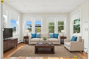 547 Broadway, Unit 1 in Somerville, MA - Building Photo