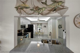 500 Misty Pines Cir in Naples, FL - Building Photo - Building Photo