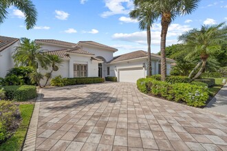 2821 Bent Cypress Rd in Wellington, FL - Building Photo - Building Photo