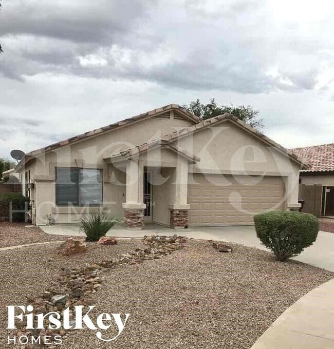 property at 14921 W Watson Cir