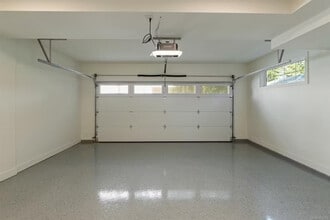 2770 Vantilburg Crescent in Victoria, BC - Building Photo - Building Photo