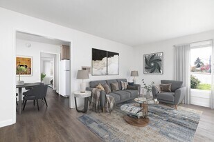 5058 Martin Luther King Jr Way S in Seattle, WA - Building Photo