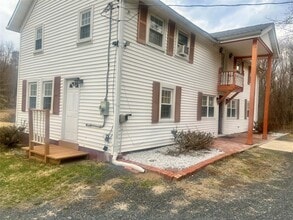 1 Royal Acres Dr in Middletown, NY - Building Photo - Building Photo