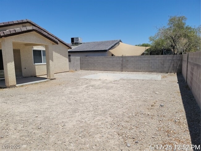 property at 3803 Caldwell Cir