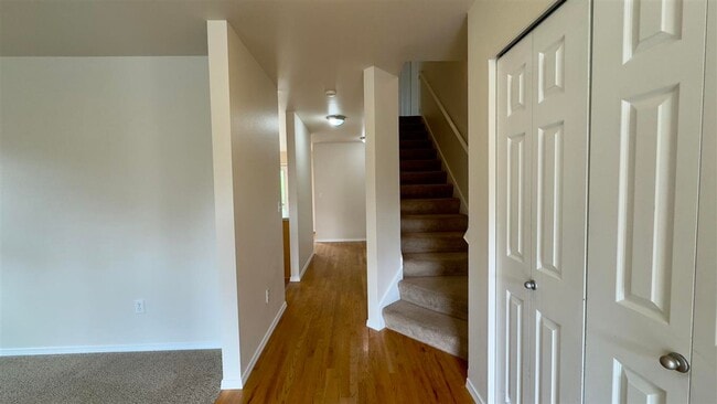 2419 S 15th St in Mount Vernon, WA - Building Photo - Building Photo