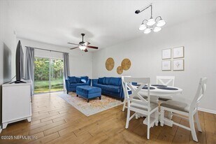 446 Scrub Jay Dr in St. Augustine, FL - Building Photo