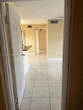 15630 SW 80th St in Miami, FL - Building Photo - Building Photo