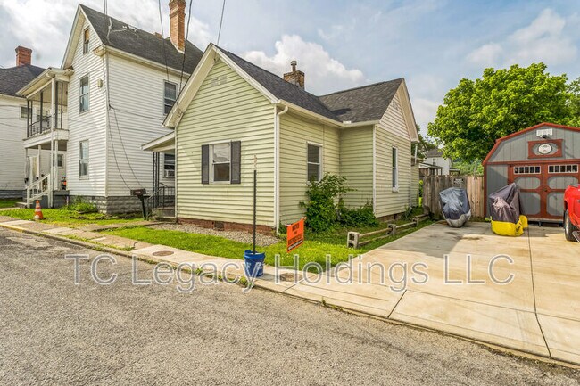 127 Denham St in Clarksburg, WV - Building Photo - Building Photo