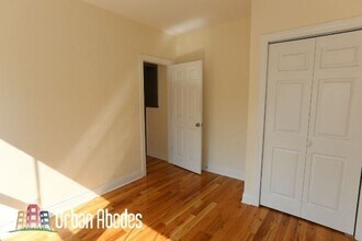 625 W Cornelia Ave, Unit A09C in Chicago, IL - Building Photo - Building Photo