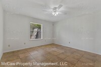 1327 Parkway Ct photo'