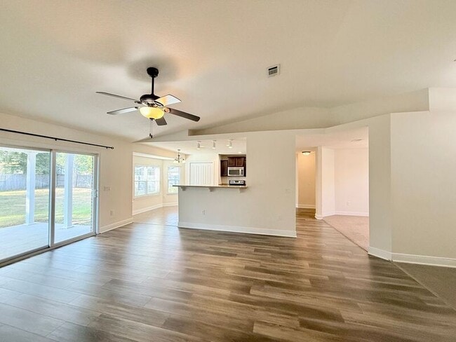 3825 Runner Stone Dr in Pace, FL - Building Photo - Building Photo