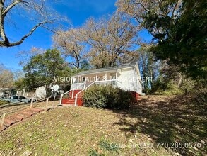 909 Troup St in Lagrange, GA - Building Photo - Building Photo