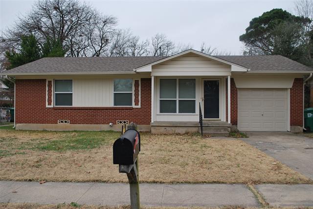 property at 2005 Shawnee St