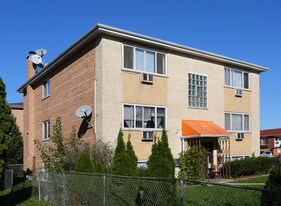 9636 Golf Ter in Des Plaines, IL - Building Photo