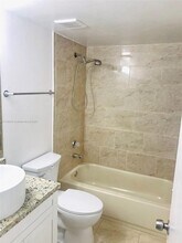 9833 Nob Hill Ct in Sunrise, FL - Building Photo - Building Photo