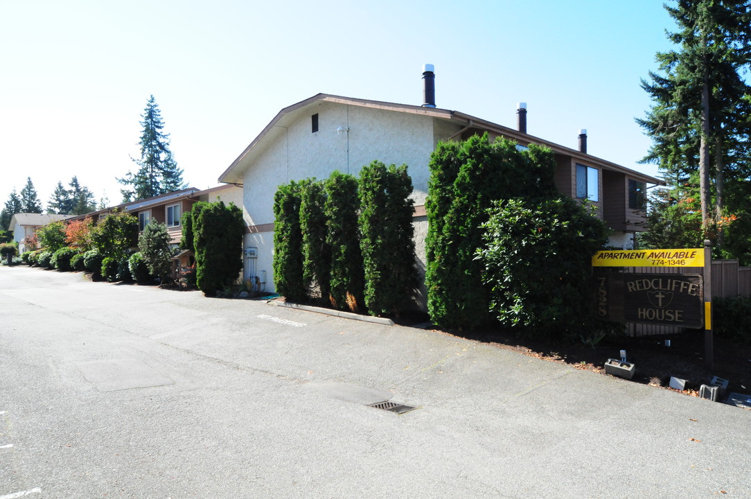 Redcliffe House in Edmonds, WA - Foto de edificio