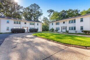 Stonewall Apartments in Mobile, AL - Building Photo