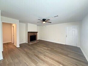 1615 Cedar Shoals Dr in Athens, GA - Building Photo - Building Photo