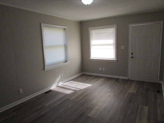 613 Elaine St in Marshville, NC - Building Photo - Building Photo