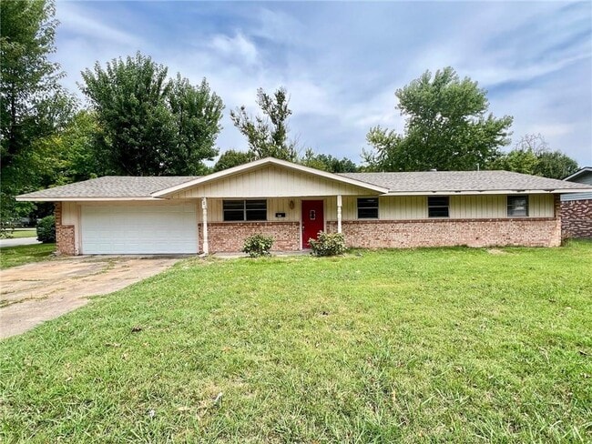 201 Carlton St. in Springdale, AR - Building Photo - Building Photo