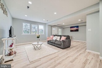 8820 Fearne Ave in Parkville, MD - Building Photo - Building Photo