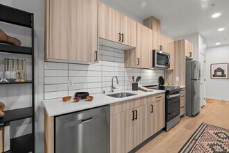 Motto Apartments in Marysville, WA - Foto de edificio - Building Photo