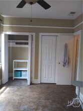 335 Whitaker St in Savannah, GA - Building Photo - Building Photo