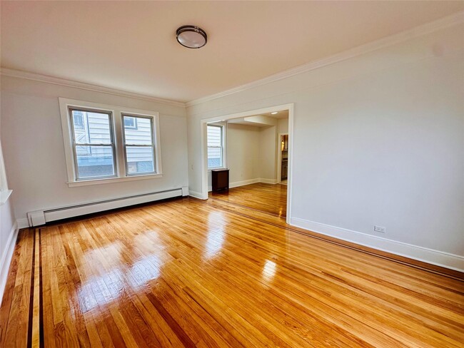 25 Hillview Ave in Yonkers, NY - Building Photo - Building Photo