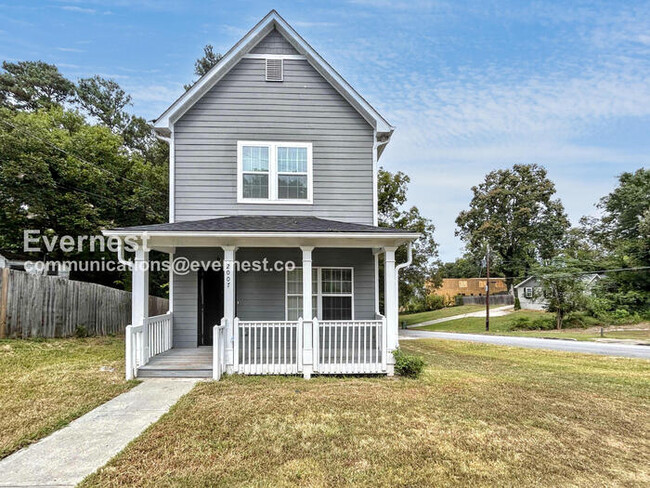 property at 2007 Morehouse Dr NW