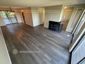 4005 SW 328th St in Federal Way, WA - Foto de edificio - Building Photo