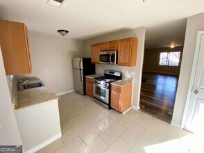 709 Pine Tree Trail in College Park, GA - Building Photo - Building Photo