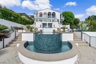 32101 S Coast Hwy in Laguna Beach, CA - Building Photo - Building Photo