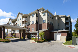 Heritage Place at Parkview in Indianapolis, IN - Foto de edificio - Building Photo