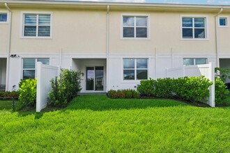 615 Parsons Way in Deerfield Beach, FL - Building Photo - Building Photo