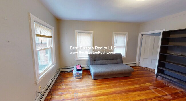 63 Dana St in Cambridge, MA - Foto de edificio - Building Photo