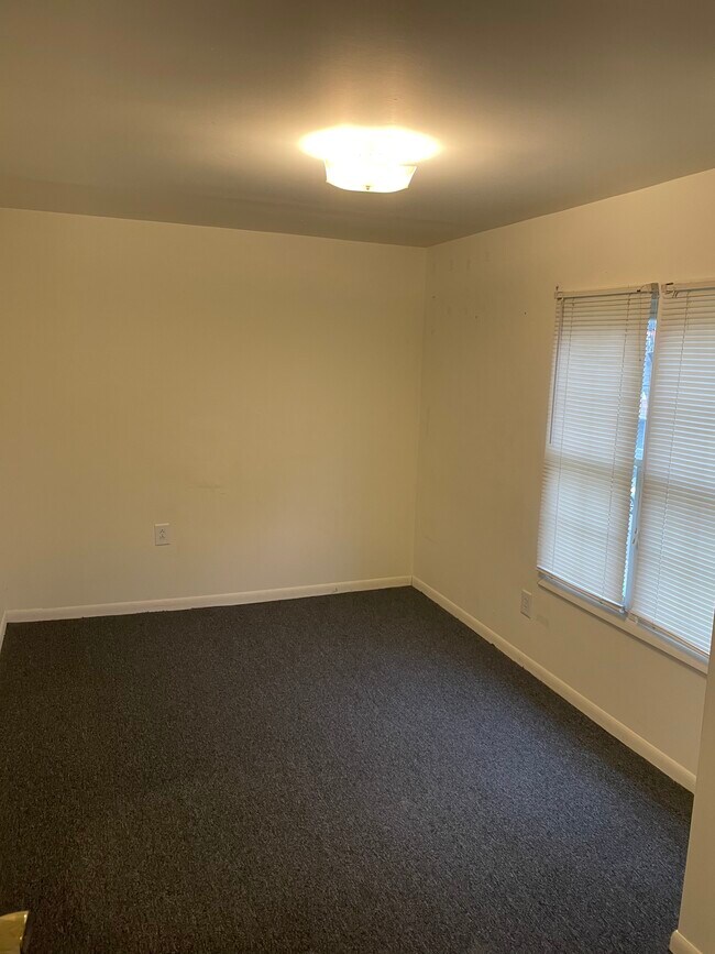 333 Normal Ave, Unit A in Slippery Rock, PA - Building Photo - Building Photo