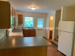 5 River Village Dr in Milford, ME - Building Photo - Building Photo