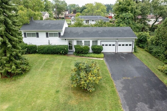 36 Brendan Cir in Henrietta, NY - Building Photo - Building Photo