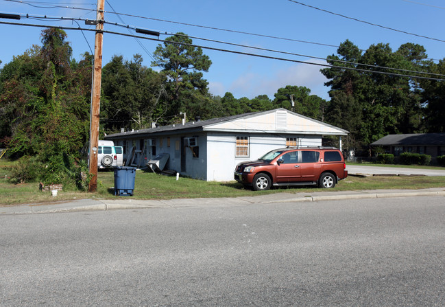 1213 Dunbar St in Myrtle Beach, SC - Building Photo - Building Photo