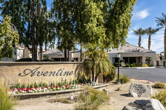 Aventine Apartment Homes in La Quinta, CA - Foto de edificio - Building Photo