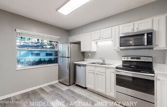 5436 101st St-Unit -1 in Jacksonville, FL - Building Photo - Building Photo