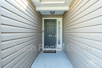170 Woodland Pk Lp in Murrells Inlet, SC - Foto de edificio - Building Photo