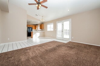 5426 Silent Path Way in North Las Vegas, NV - Building Photo - Building Photo